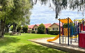 Busselton Villas And Glamping Village